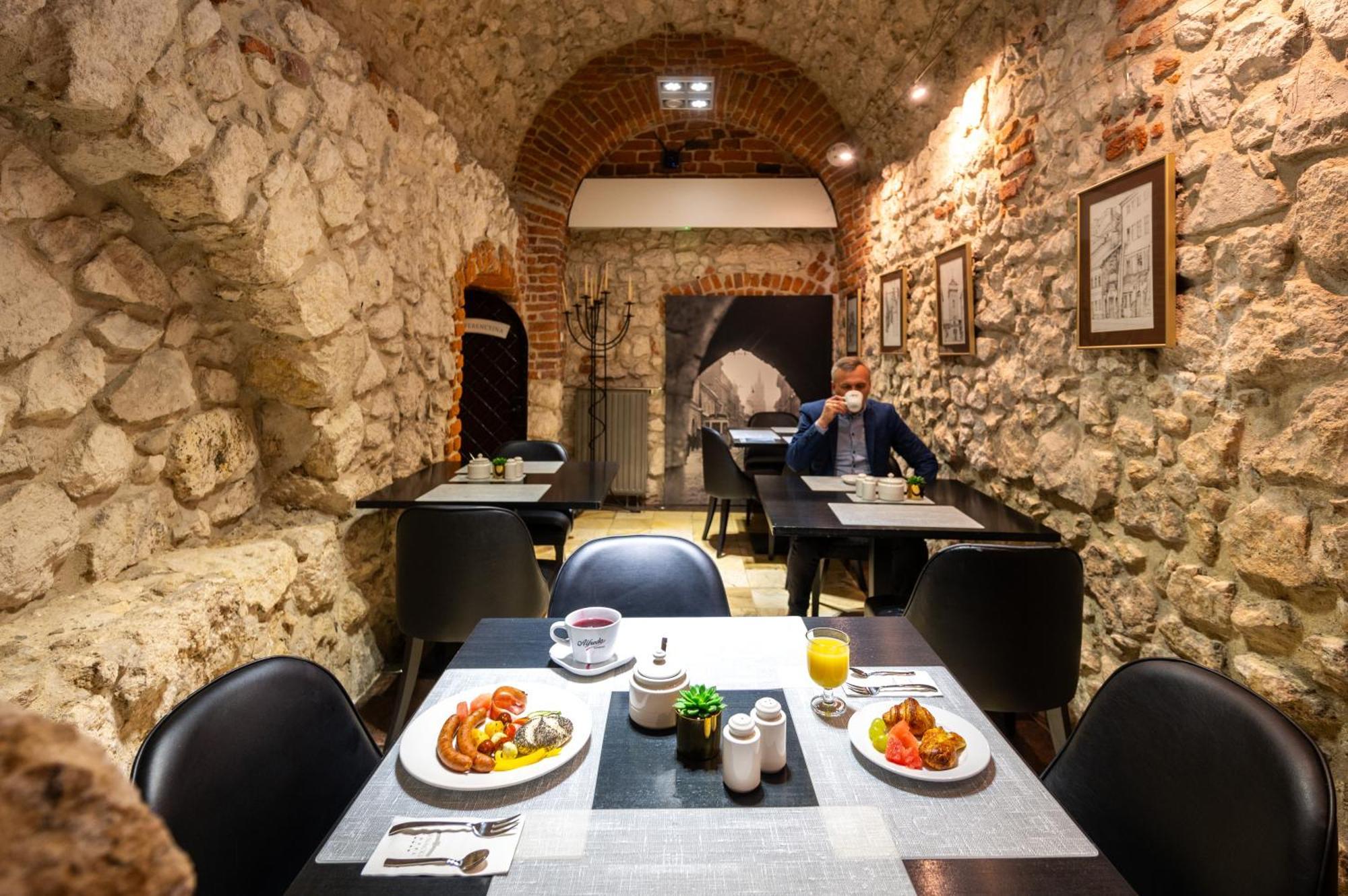 Hotel Senacki Krakow Dış mekan fotoğraf